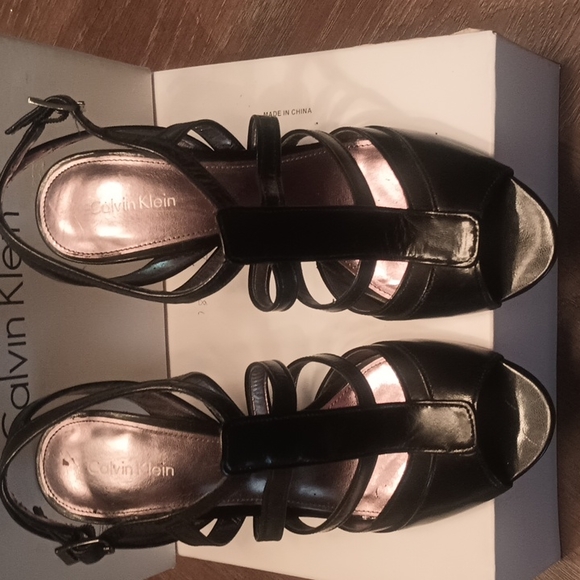Calvin Klein High Heel Black Kidskin Leather Sandals - Picture 2 of 7